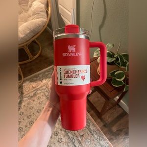 Valentine’s Day Stanley 40 oz quencher ♥️